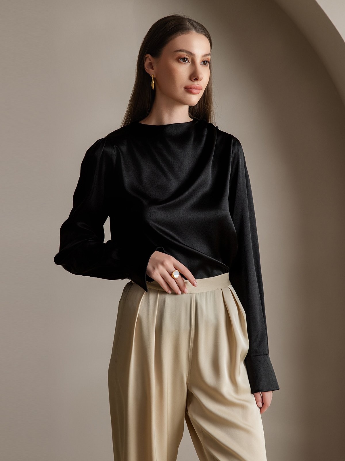 19Momme Silk Long Sleeve Boat Neck Blouse