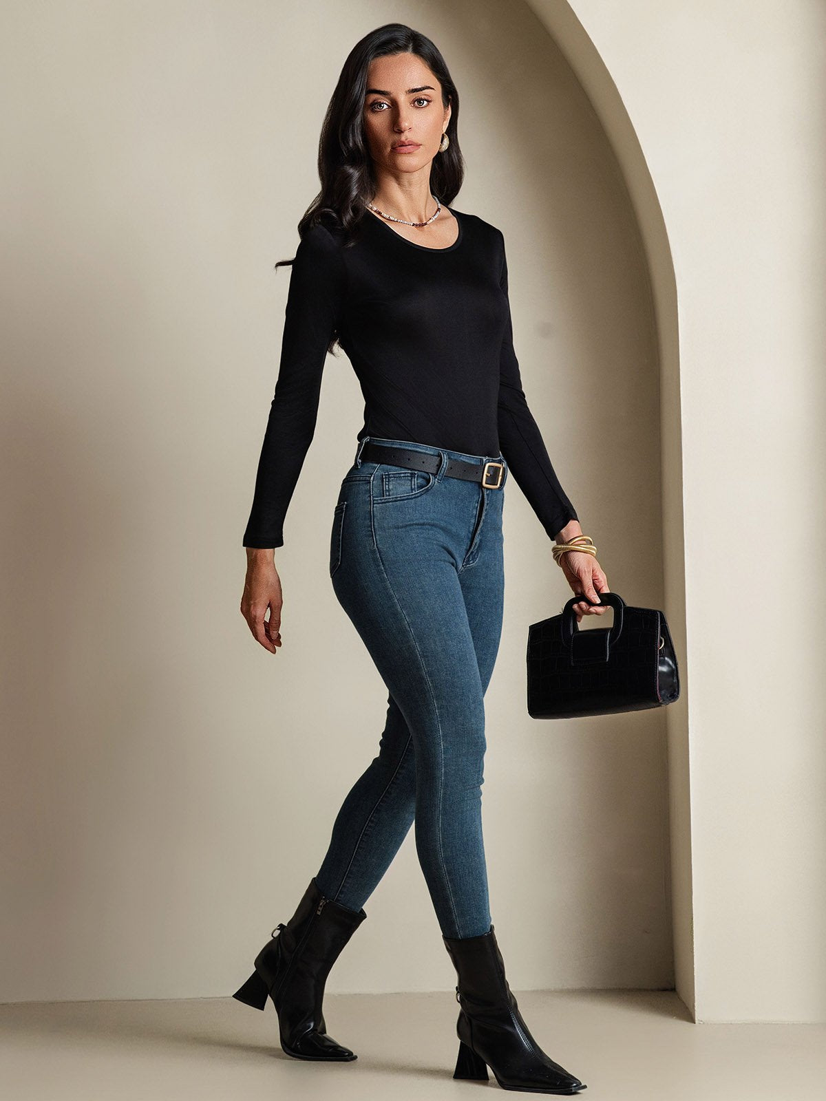 Silk Blend Round Neck Long-Sleeved T-Shirt